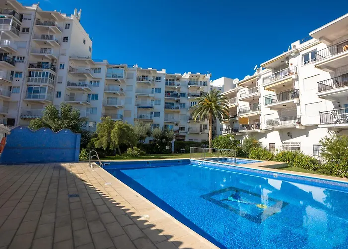 Coronado 136 Menyber