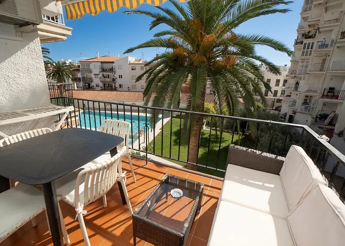 Coronado 136 Menyber Apartment