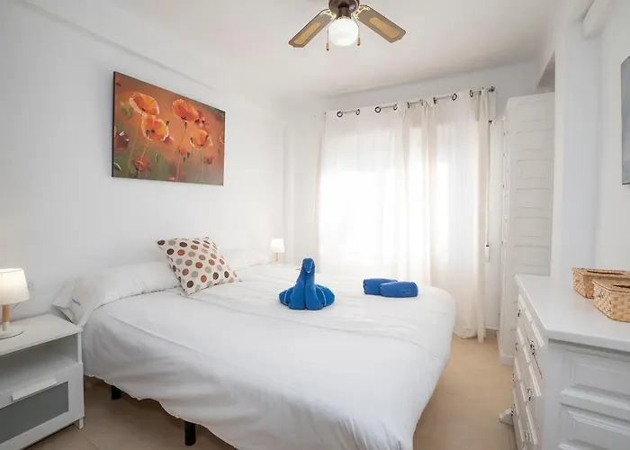 Coronado 136 Menyber 아파트